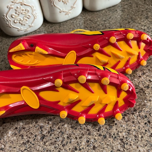 Phenom Elite velocity 2.0 the flash cleats - Picture 3 of 4